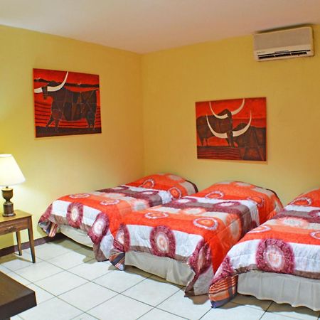 Hotel Plaza Cosiguina Chinandega Zewnętrze zdjęcie
